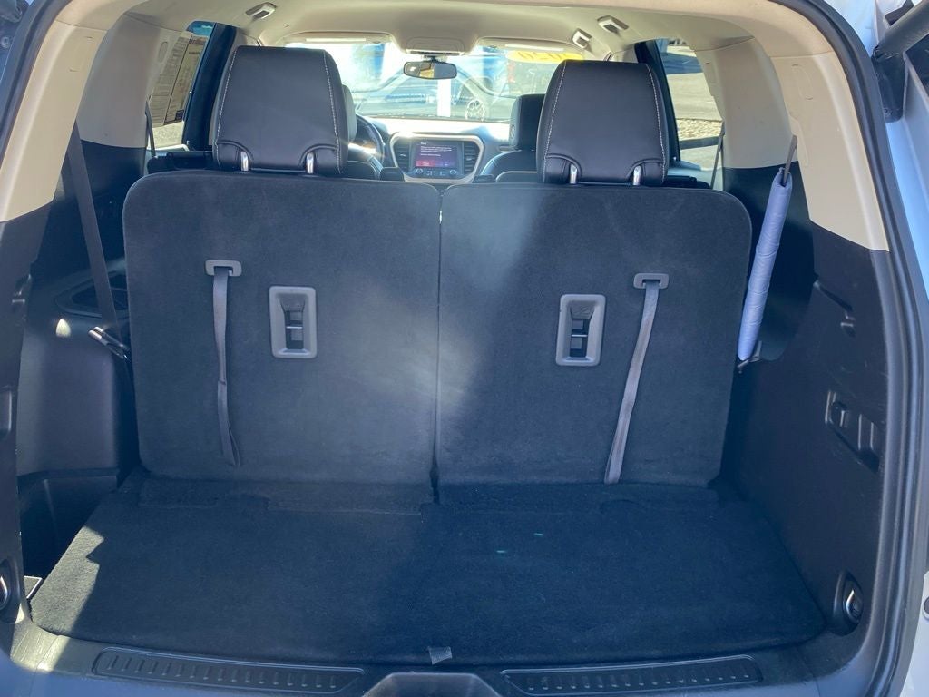 2020 GMC Acadia Denali