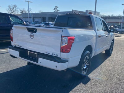 2024 Nissan Titan SV