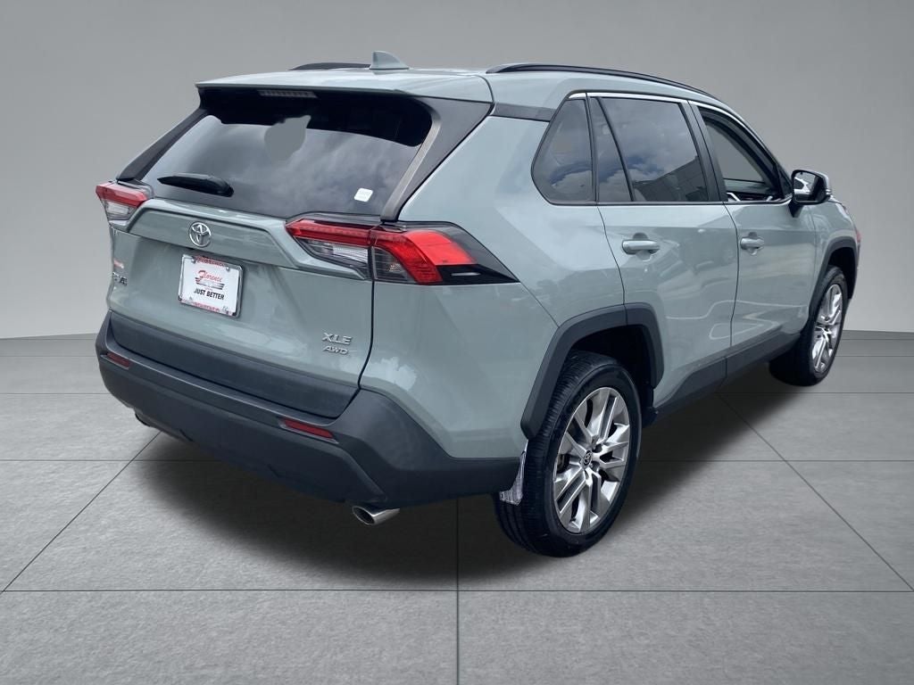 2022 Toyota RAV4 XLE Premium