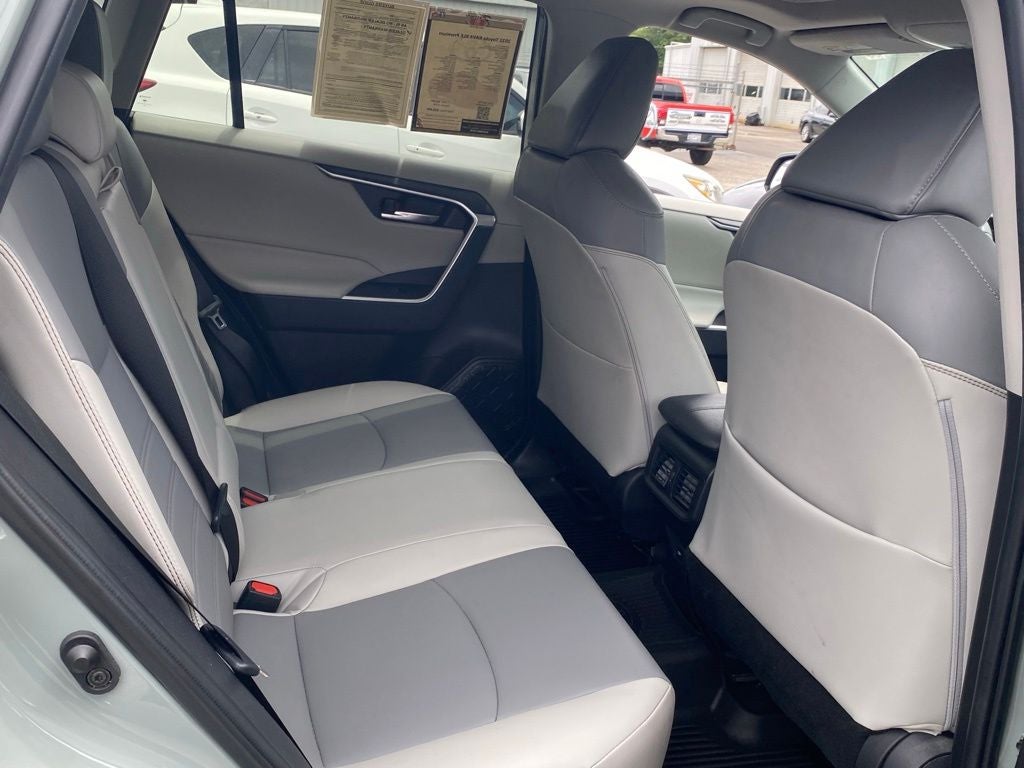 2022 Toyota RAV4 XLE Premium