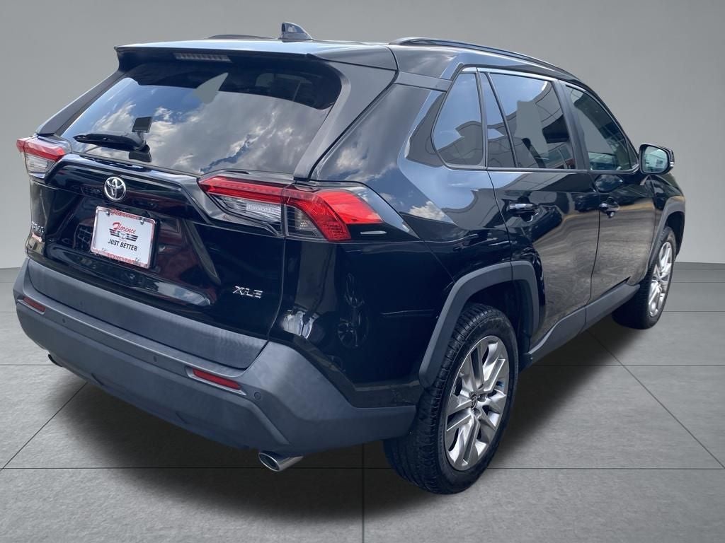 2023 Toyota RAV4 XLE Premium
