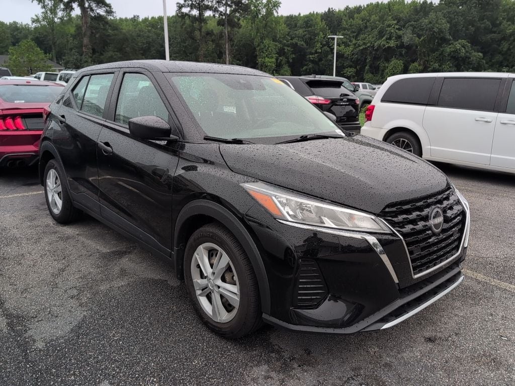 2023 Nissan Kicks S
