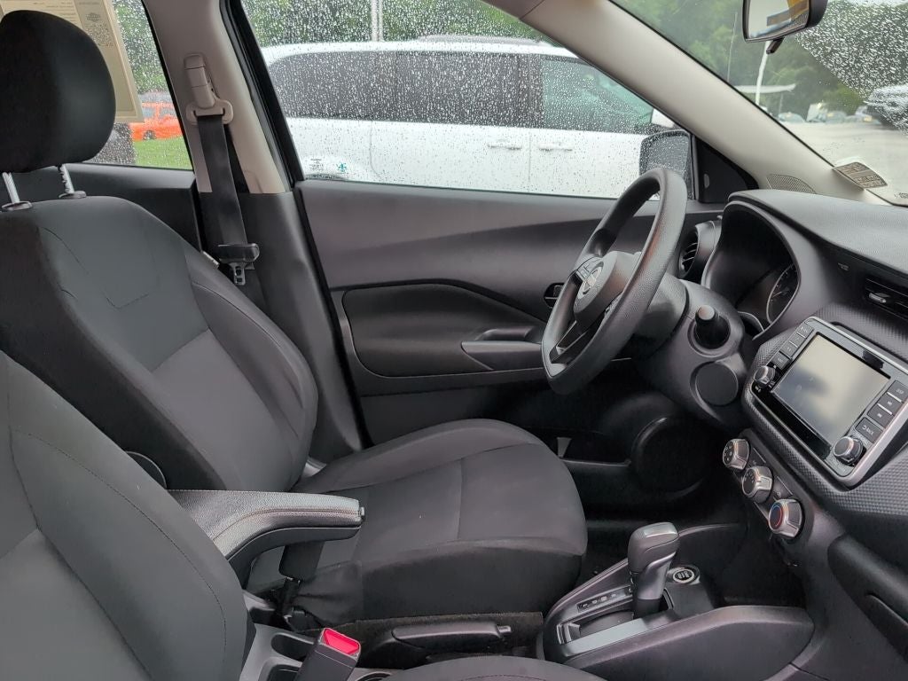 2023 Nissan Kicks S