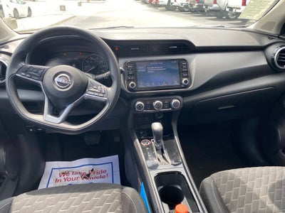 2023 Nissan Kicks SV