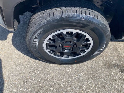 2024 Toyota Tacoma TRD Off-Road