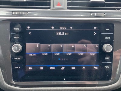 2023 Volkswagen Tiguan SE