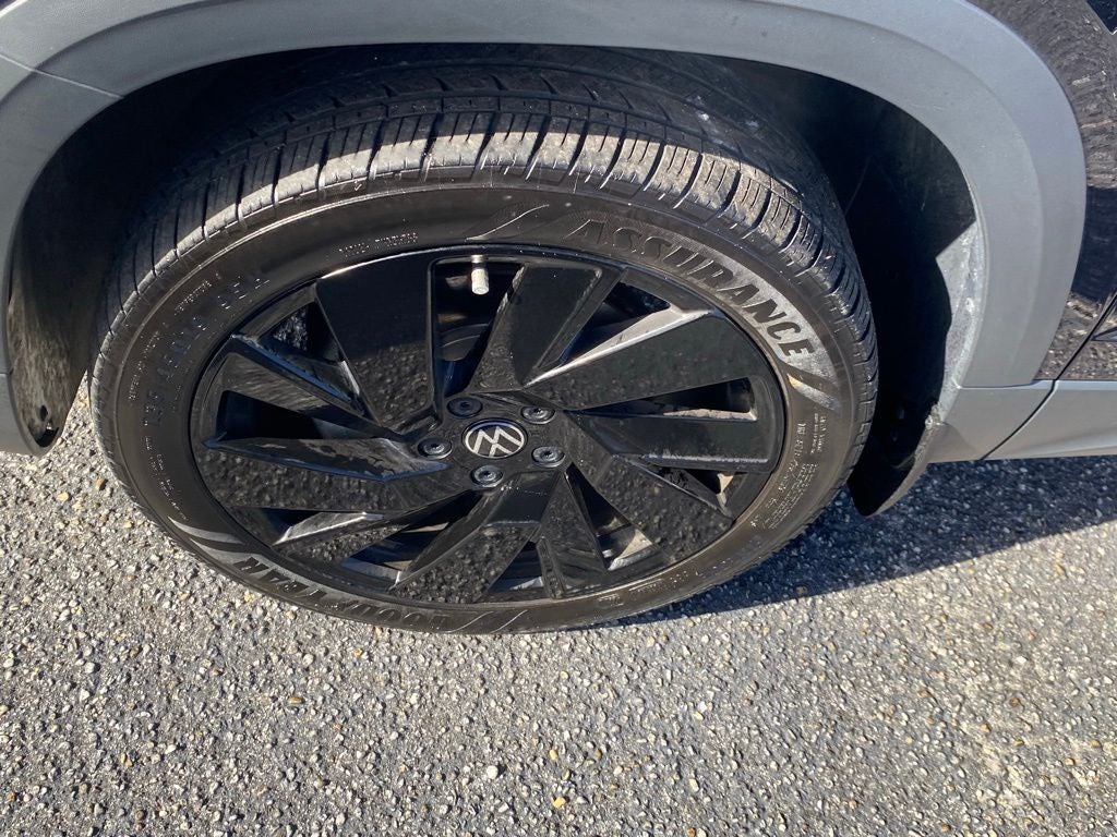 2024 Volkswagen Taos SEL