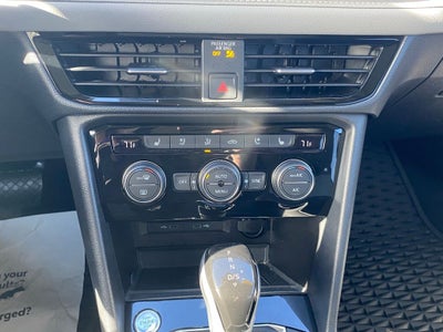 2024 Volkswagen Taos SEL