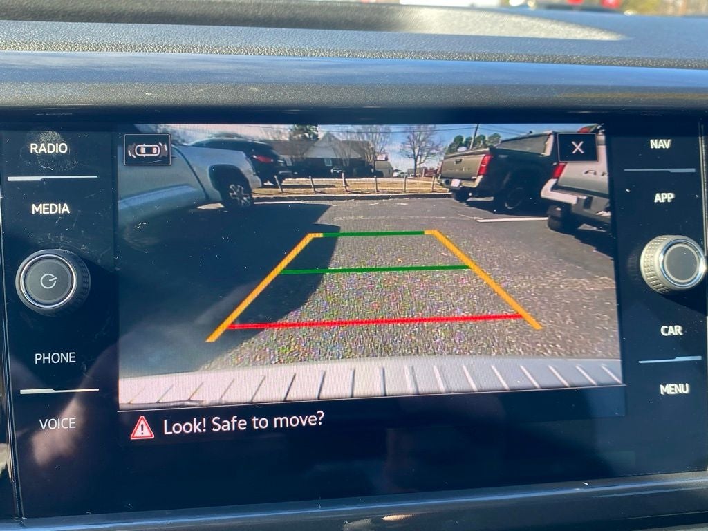 2024 Volkswagen Taos SEL