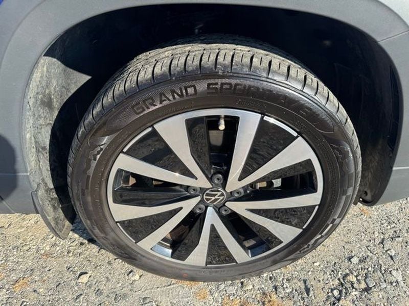 2023 Volkswagen Taos SE