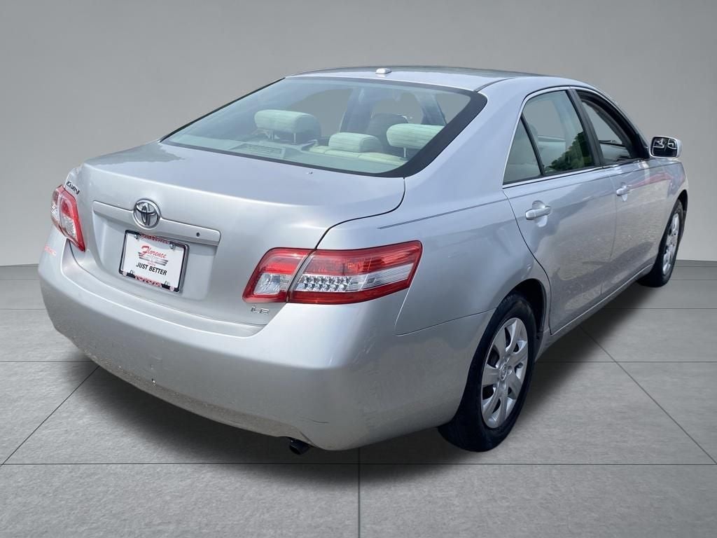 2010 Toyota Camry LE