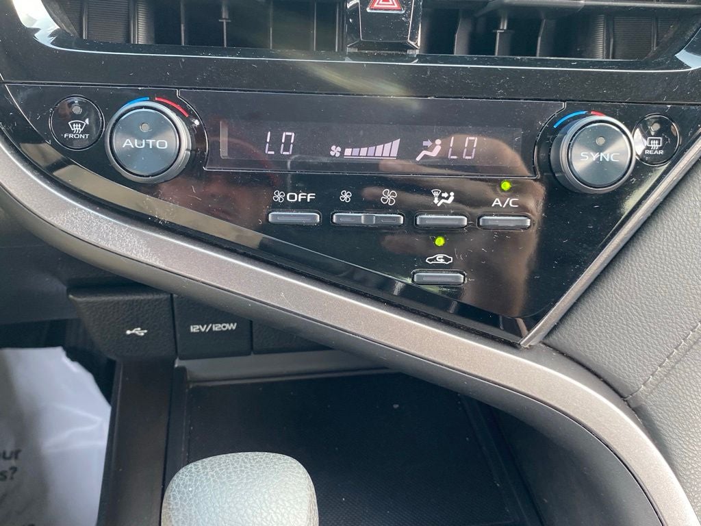 2022 Toyota Camry LE