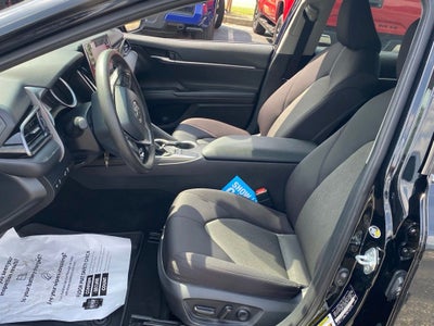 2022 Toyota Camry LE