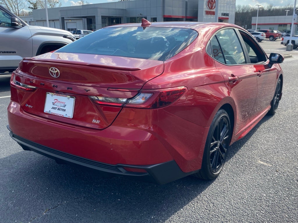 2025 Toyota Camry Hybrid SE
