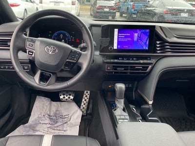 2025 Toyota Camry Hybrid SE