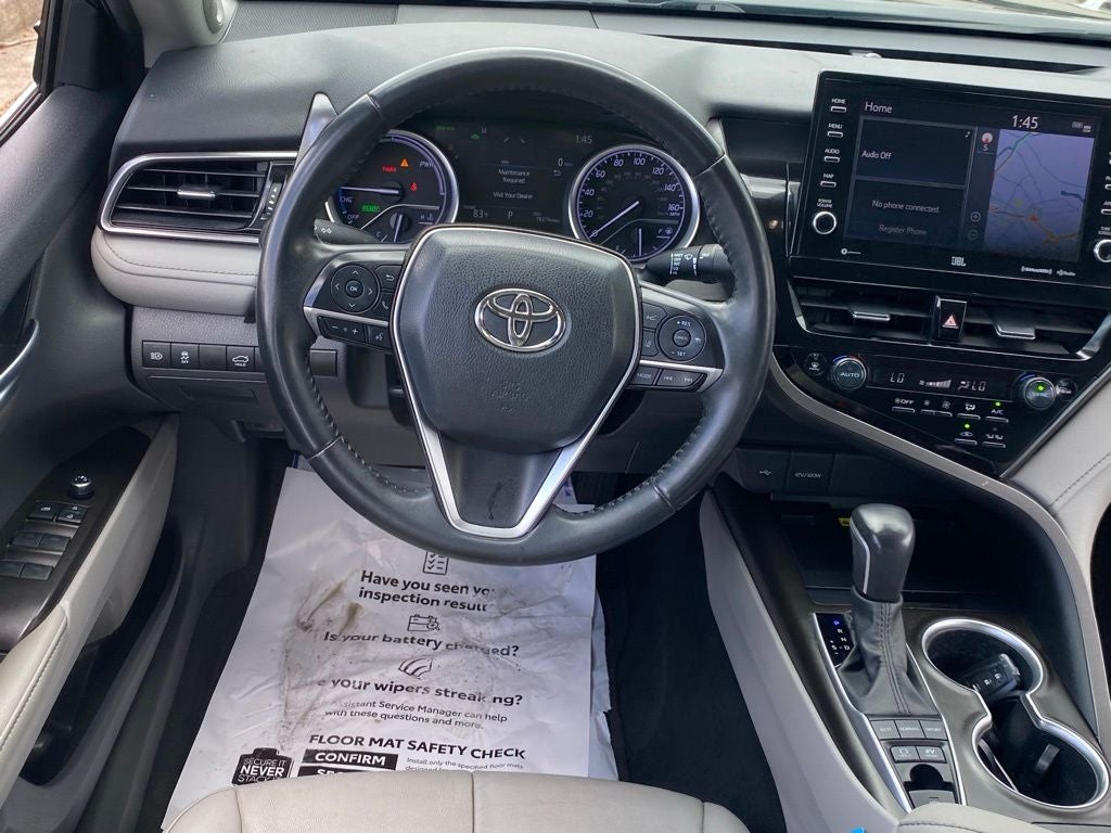 2022 Toyota Camry Hybrid XLE