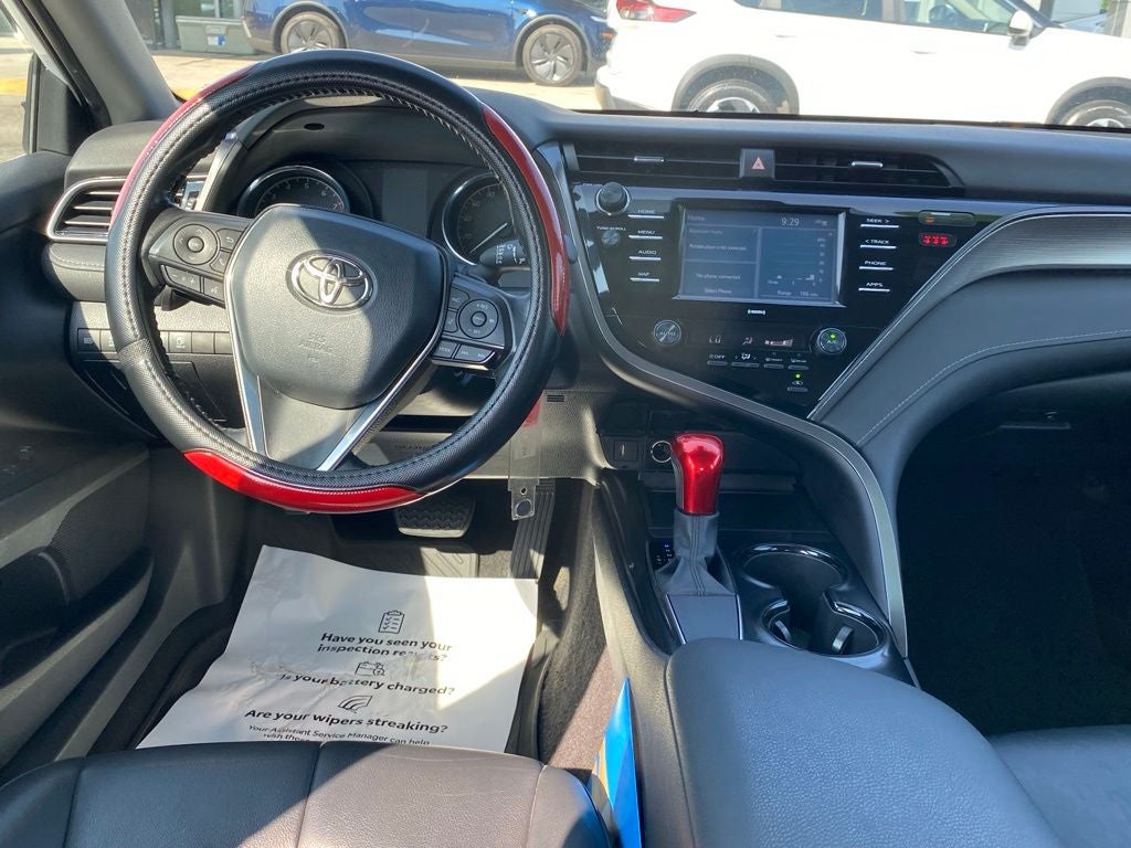 2020 Toyota Camry SE