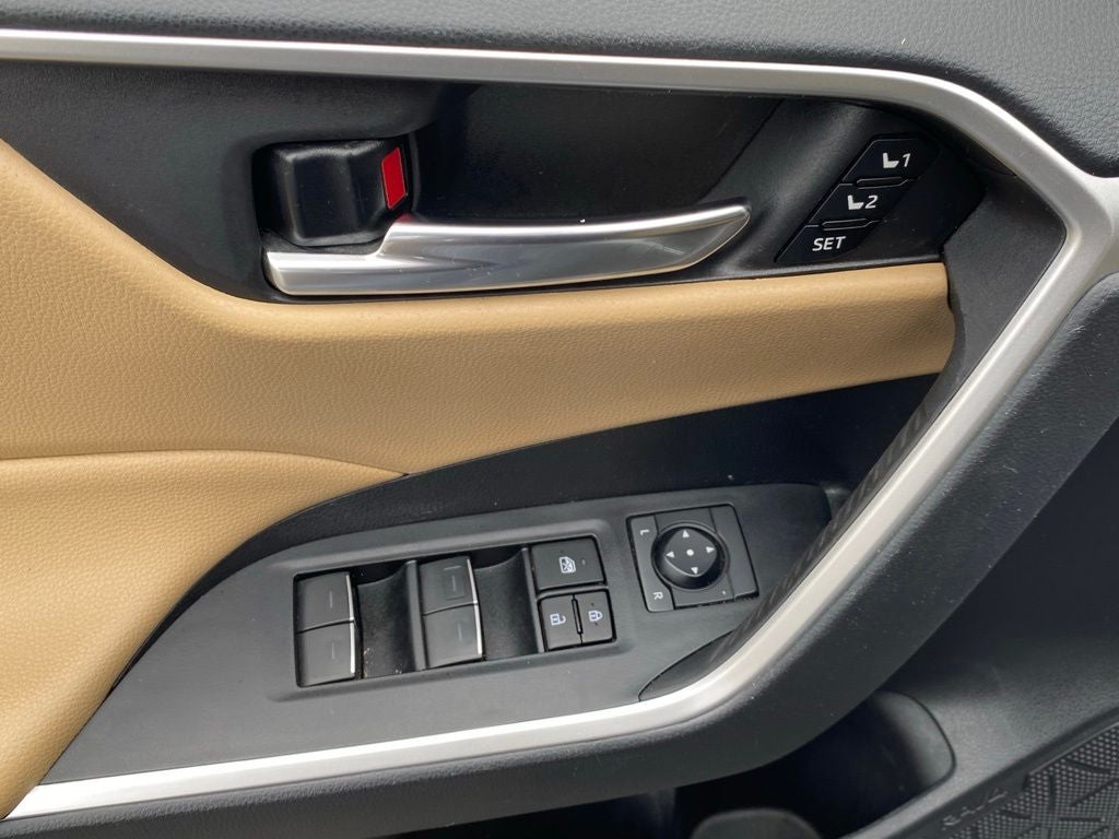 2024 Toyota RAV4 Hybrid Hybrid XLE Premium