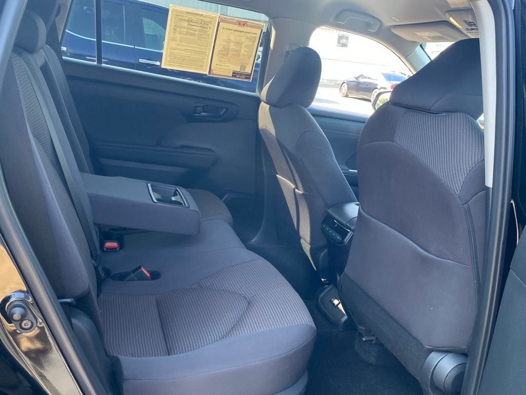 2024 Toyota Highlander Hybrid LE
