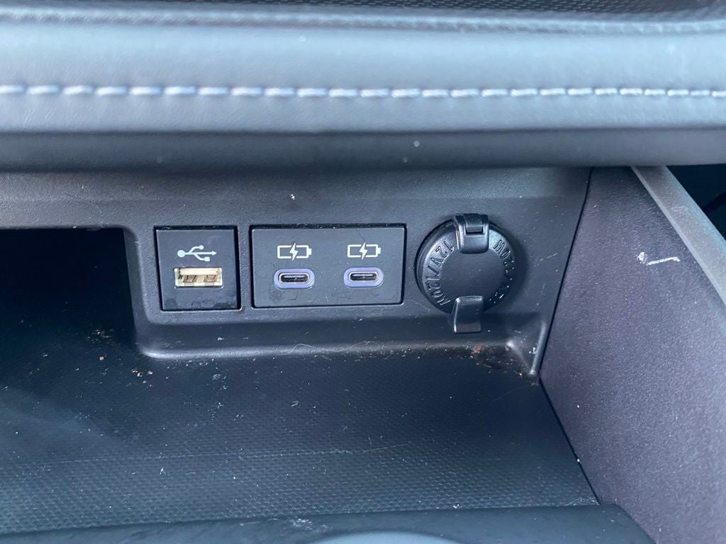2024 Toyota Highlander Hybrid LE