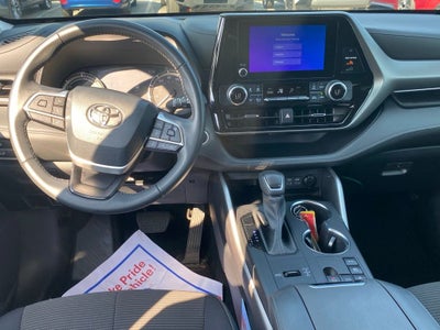 2024 Toyota Highlander Hybrid LE
