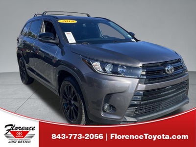 2019 Toyota Highlander SE Nightshade