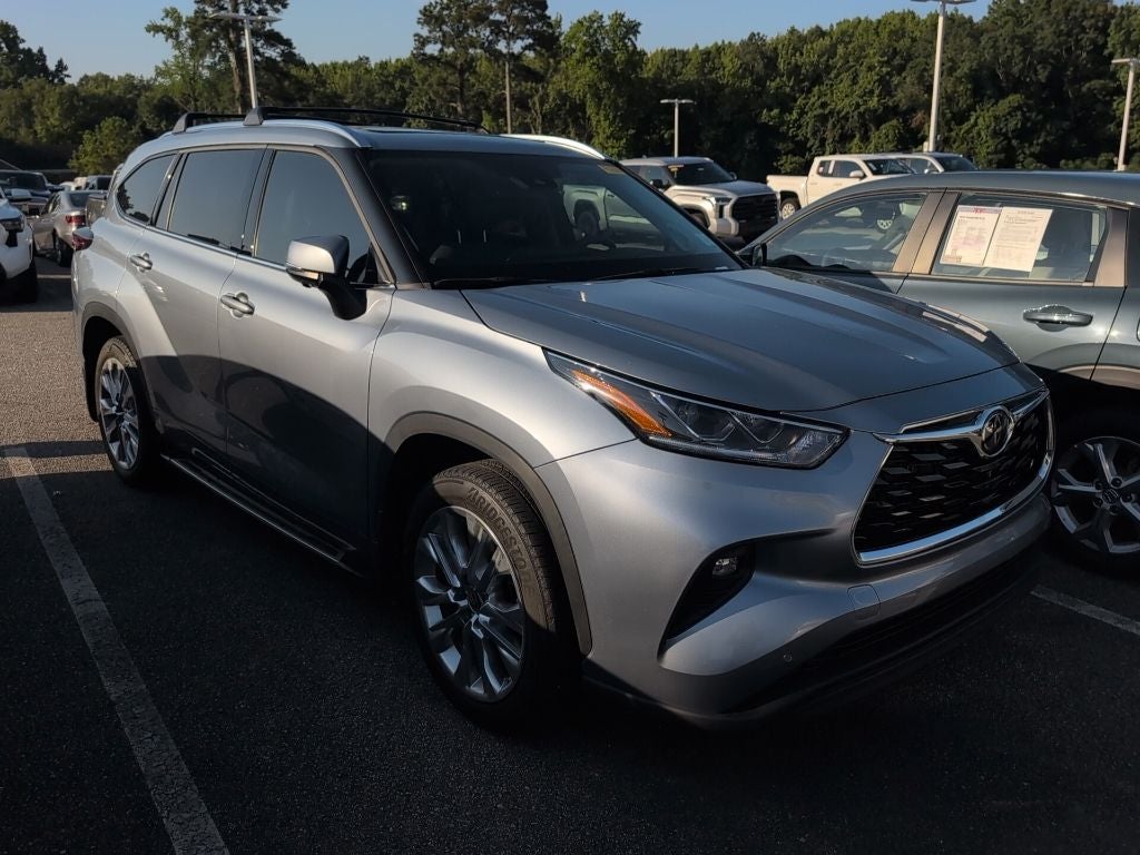 2022 Toyota Highlander XSE