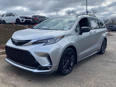 2024 Toyota Sienna XSE