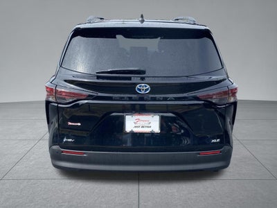 2025 Toyota Sienna XLE 7 Passenger