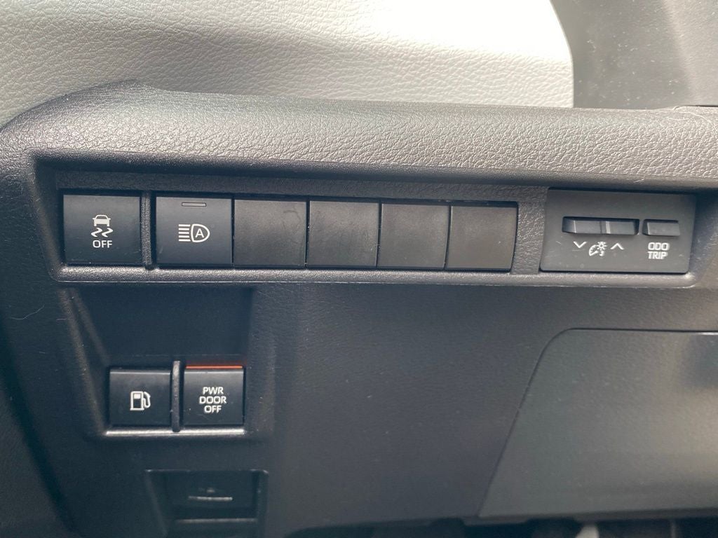 2025 Toyota Sienna XLE 7 Passenger