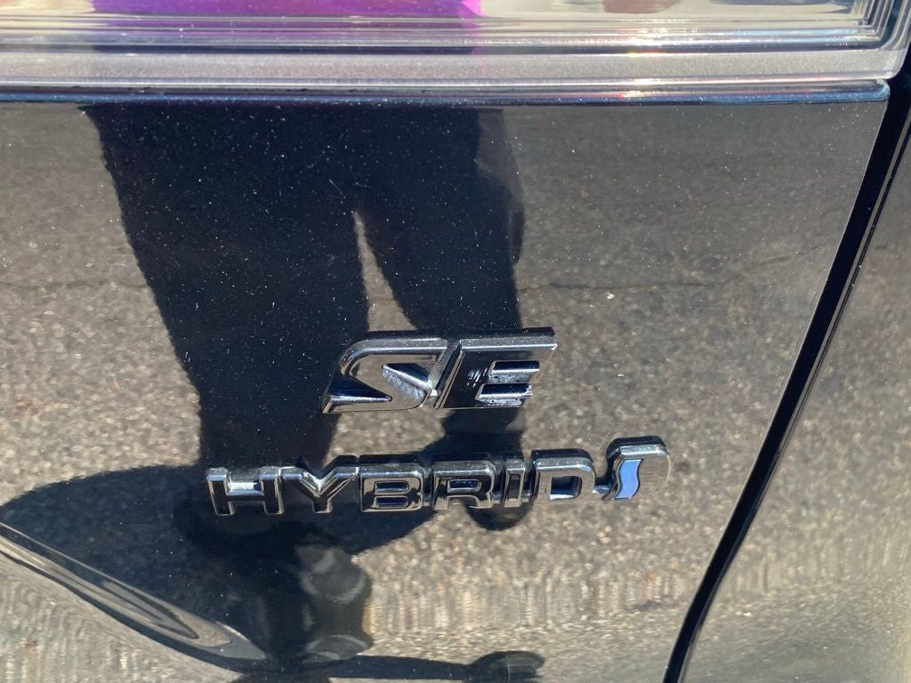 2024 Toyota Corolla Cross Hybrid SE