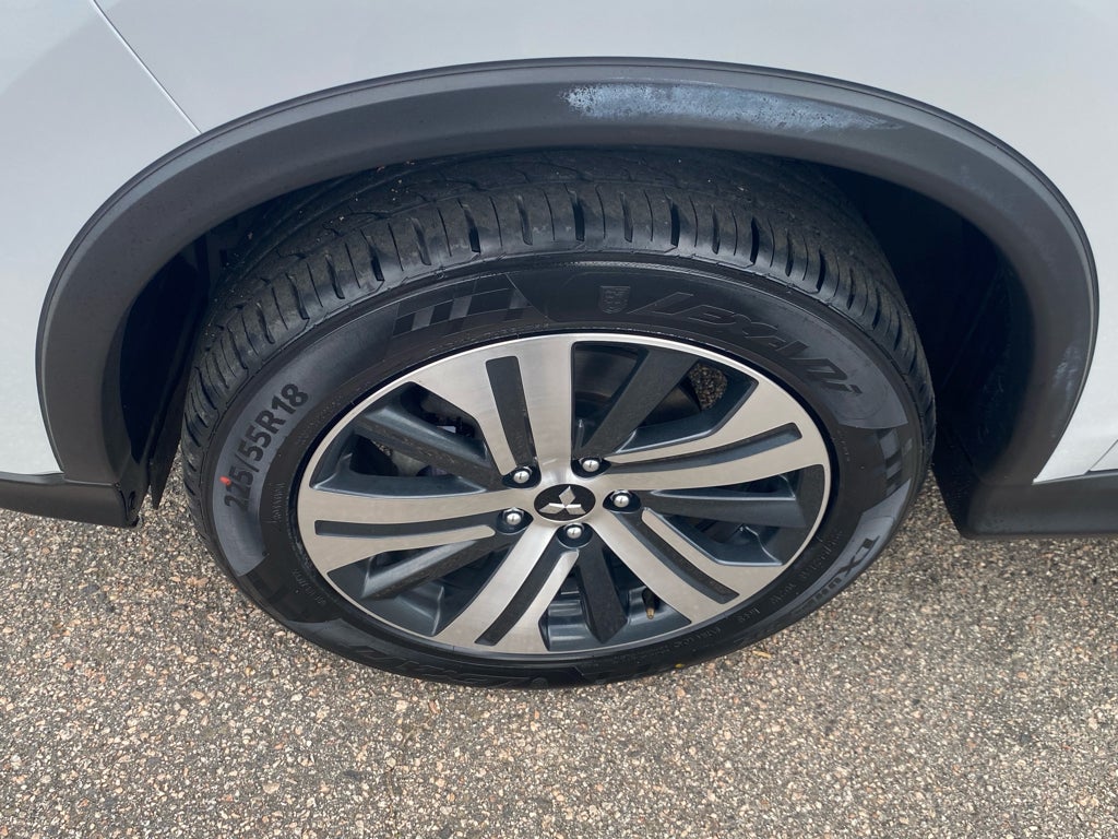 2024 Mitsubishi Outlander Sport LE