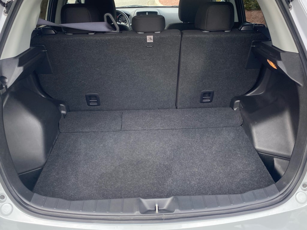 2024 Mitsubishi Outlander Sport LE