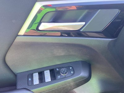 2023 Mitsubishi Outlander ES