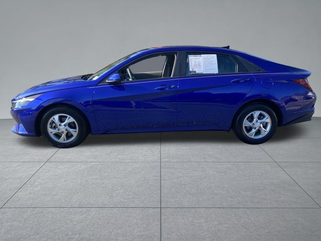 2023 Hyundai Elantra SE