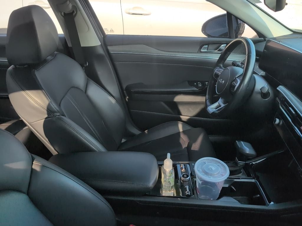 2025 Kia K5 EX