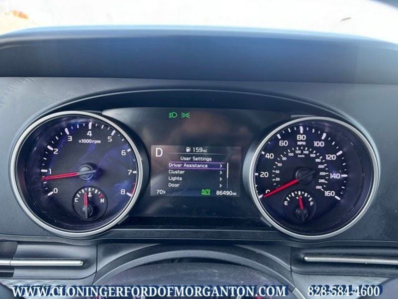 2023 Kia Carnival LX