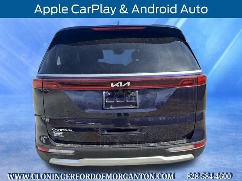 2023 Kia Carnival LX