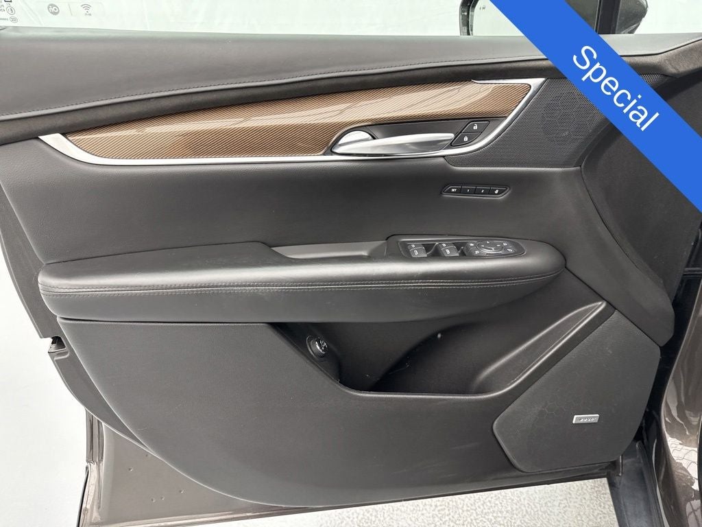 2019 Cadillac XT5 Platinum