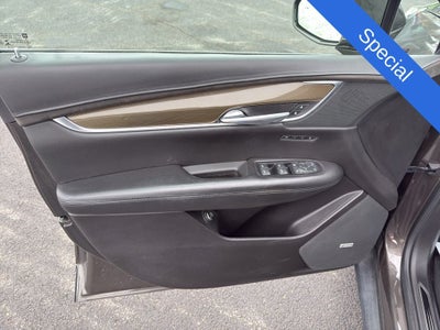 2019 Cadillac XT5 Platinum