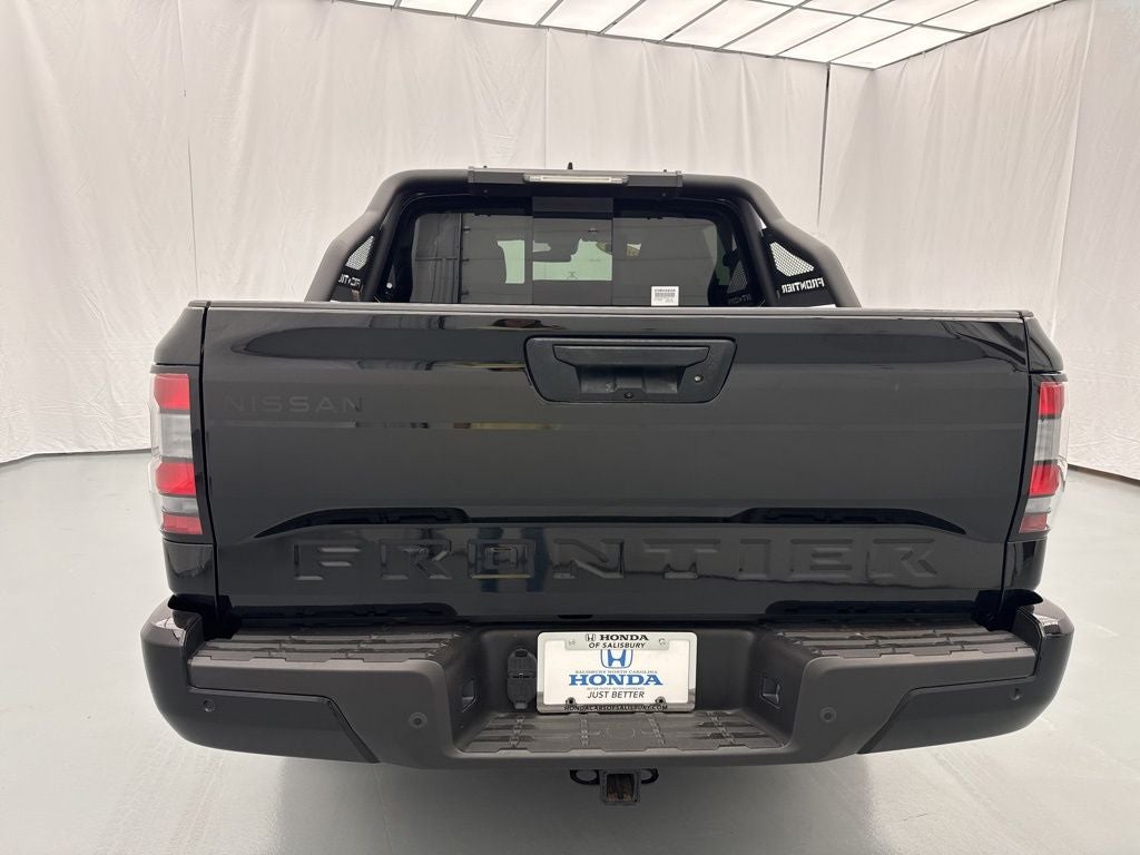 2024 Nissan Frontier SV