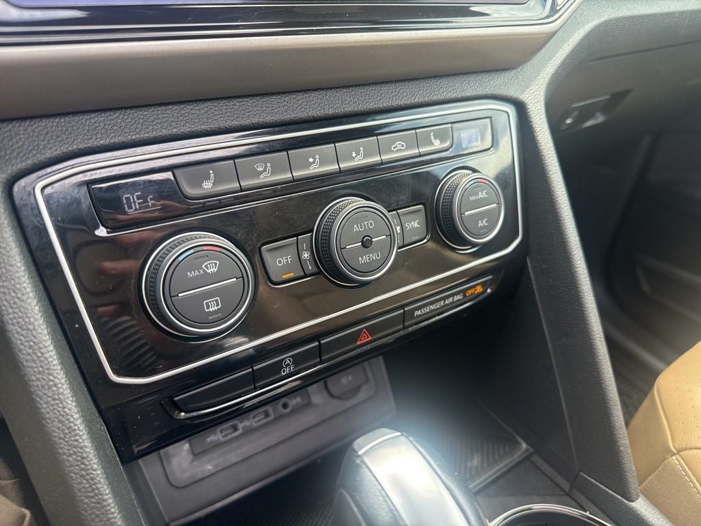 2020 Volkswagen Atlas Cross Sport 3.6L V6 SEL R-Line 4Motion