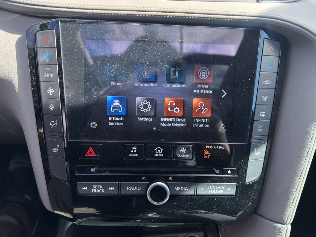 2023 INFINITI QX50 LUXE