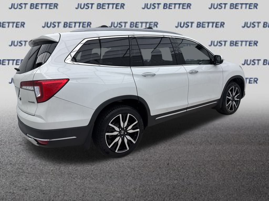 2022 Honda Pilot Touring 8-Passenger