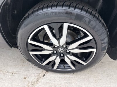 2022 Honda Pilot Touring 8-Passenger