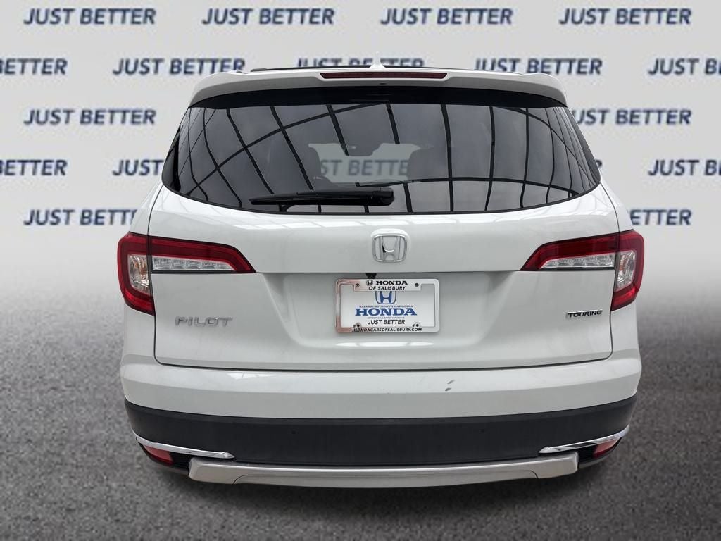 2022 Honda Pilot Touring 8-Passenger