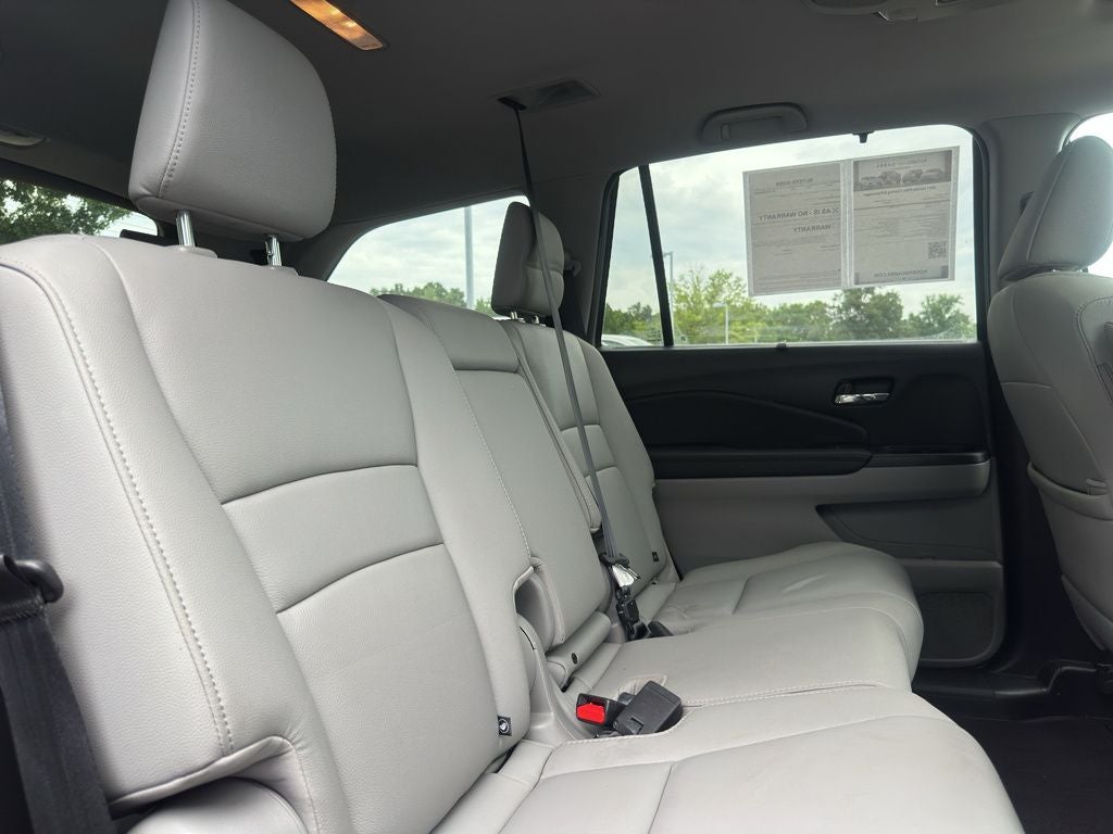 2021 Honda Pilot Touring 8 Passenger