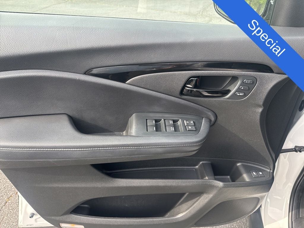 2023 Honda Passport Elite
