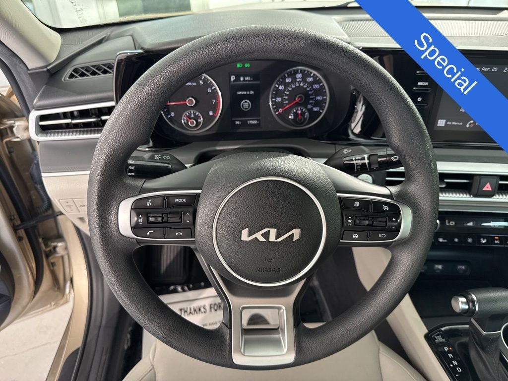 2022 Kia K5 LXS