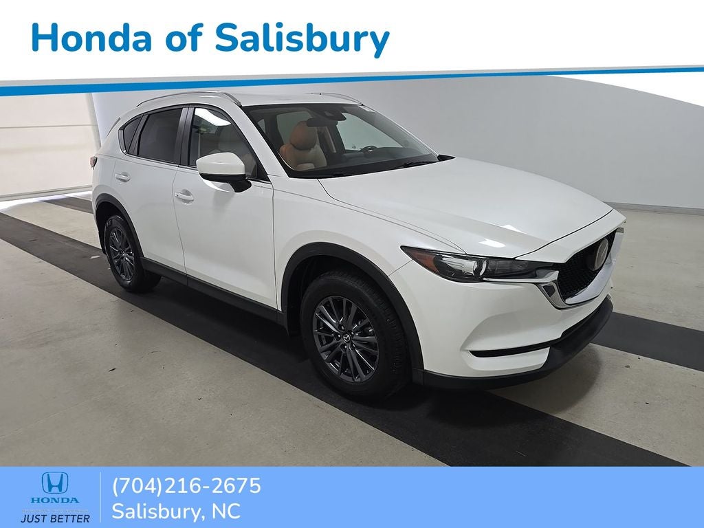 2019 Mazda CX-5 Touring Auto's photo